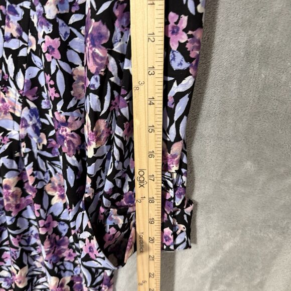 NWT Cocomo Woman Top 1X Roll Tab Sleeves Purple Floral Popover Wrinkle Free Plus - Picture 7 of 10